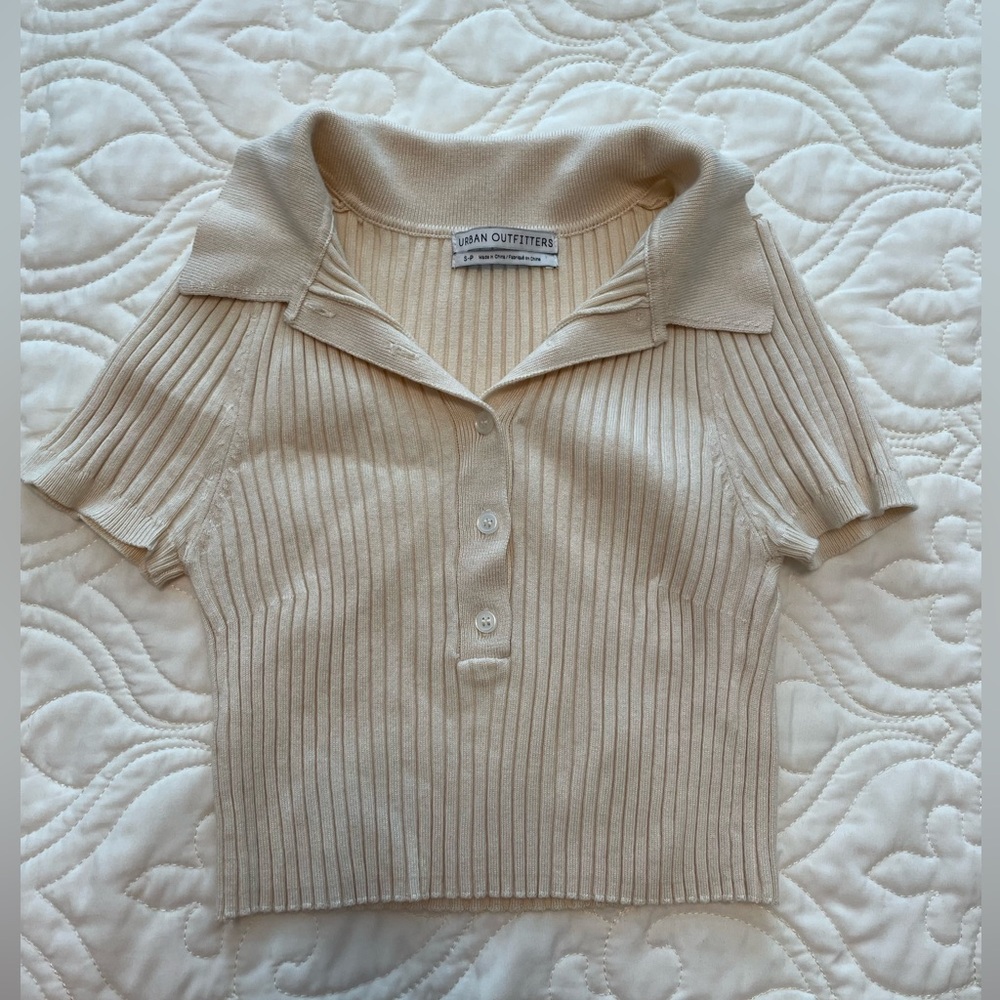 Urban Outfitters Small knit top